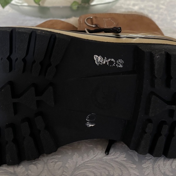 SOREL Caribou Buff Ladies Waterproof Boots NEW, Women's Size 10 - Picture 5 of 9